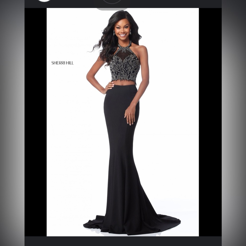NWT Sherri hill size 4 black formal